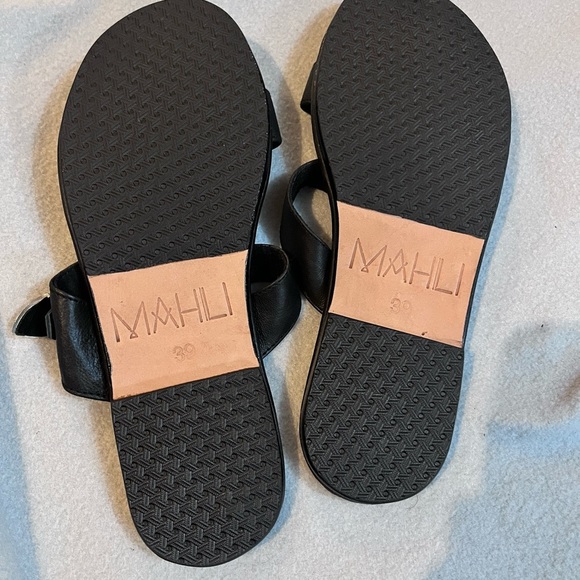 MAHLI The Label Texas Buckle Slide Sz 39 - Picture 4 of 5
